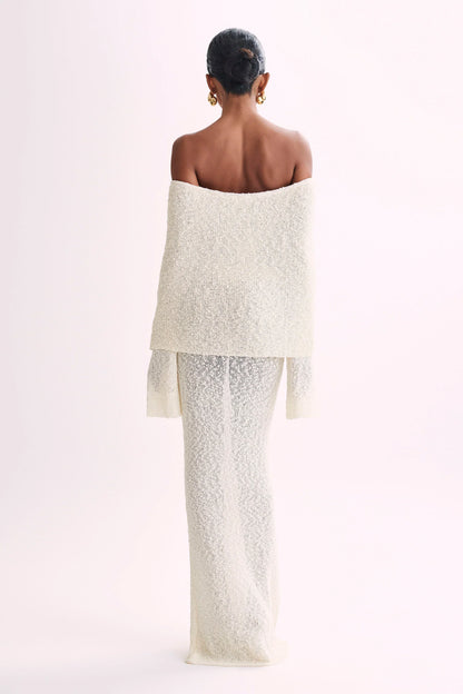 Elina - Elegant Off-Shoulder Maxi Dress