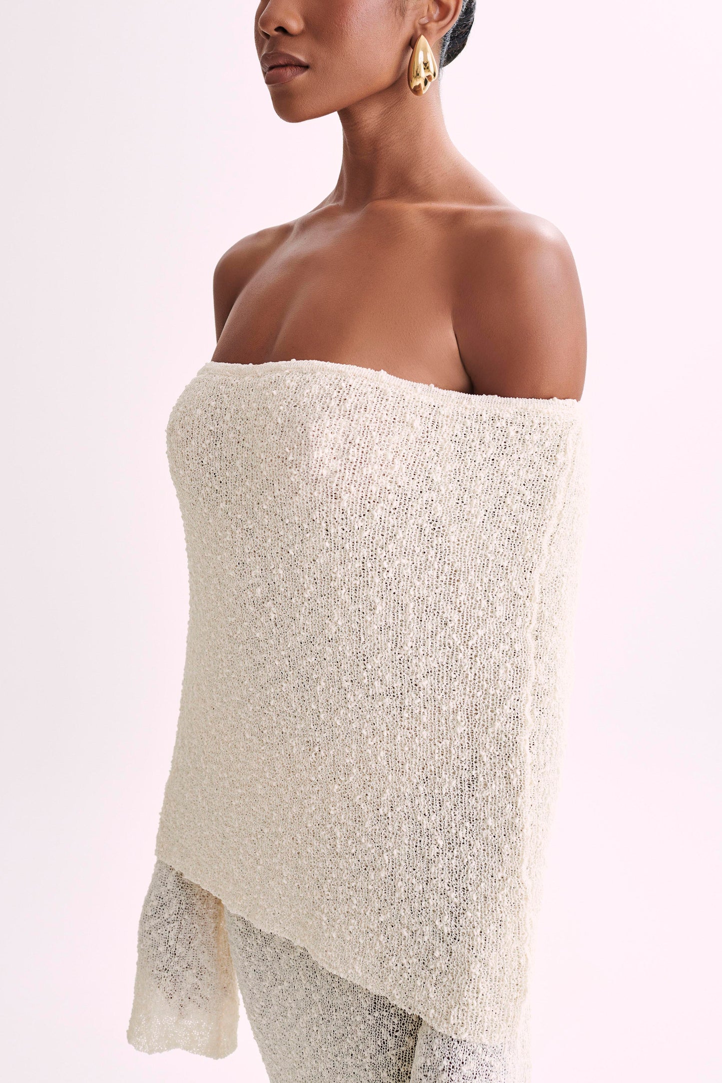 Elina - Elegant Off-Shoulder Maxi Dress