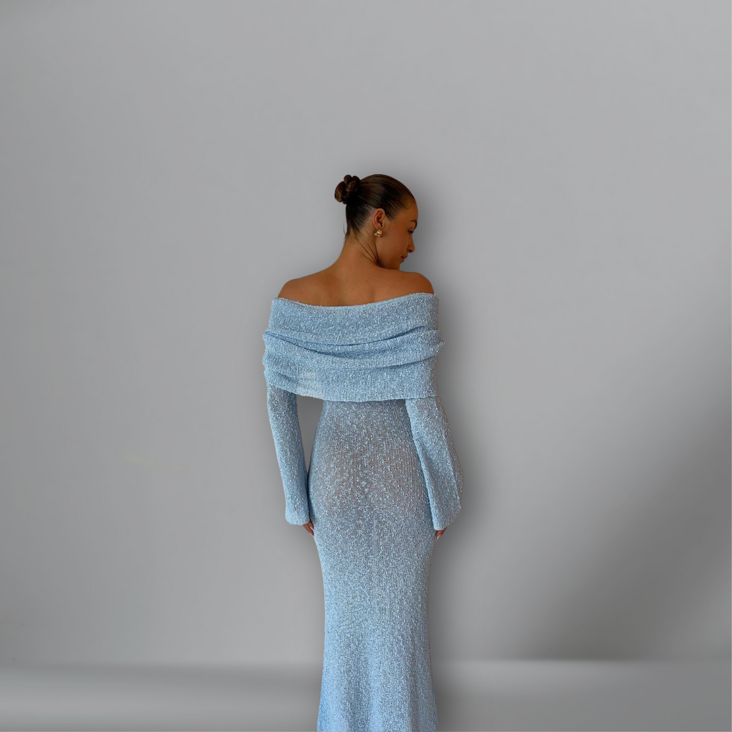 Elina - Elegant Off-Shoulder Maxi Dress