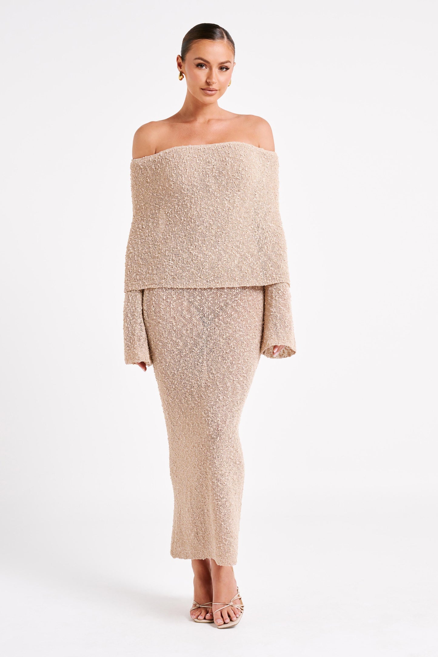 Elina - Elegant Off-Shoulder Maxi Dress