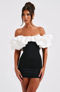 Black/White